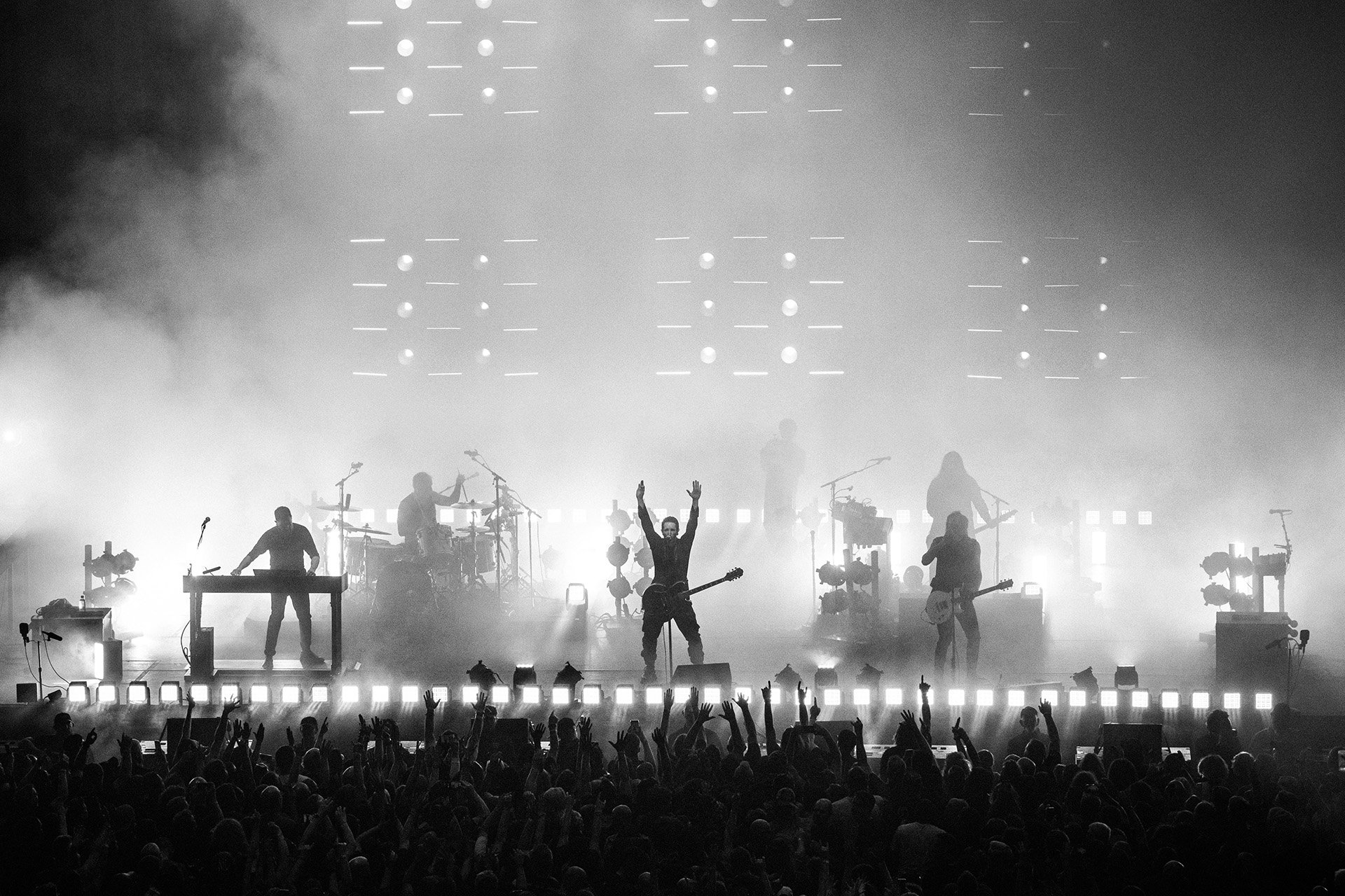 Peel It Back Tour Image 14