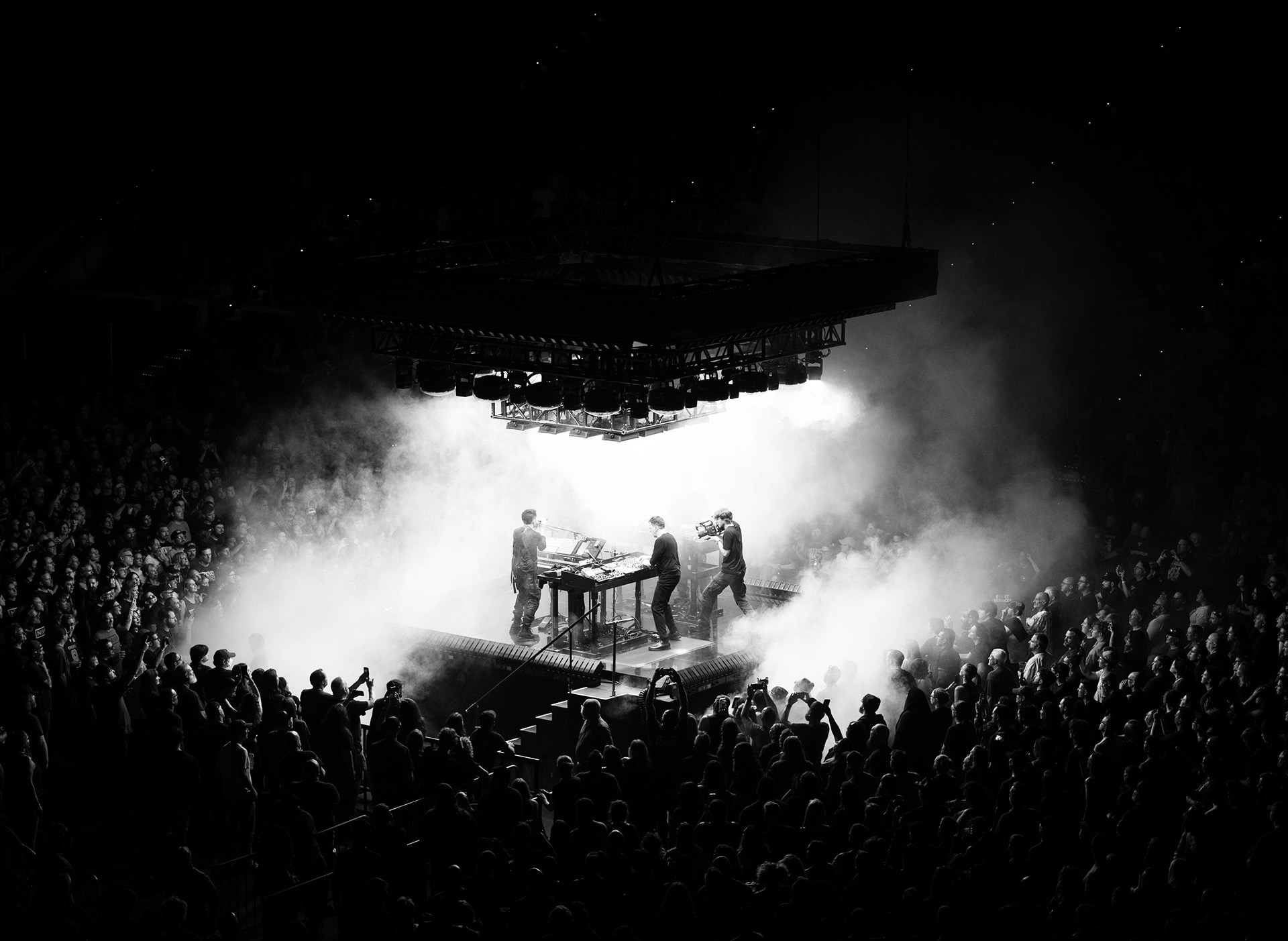 Peel It Back Tour Image 5